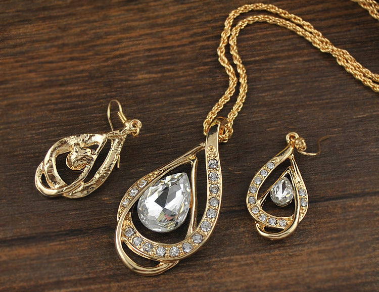 Elegantes Kristall-Schmuckset – Halskette & Ohrringe mit funkelnden Zirkonia-Steinen