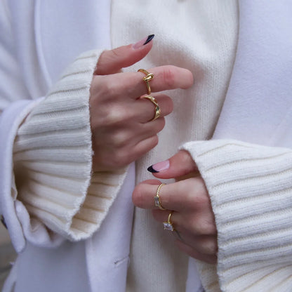 Lelia Ring